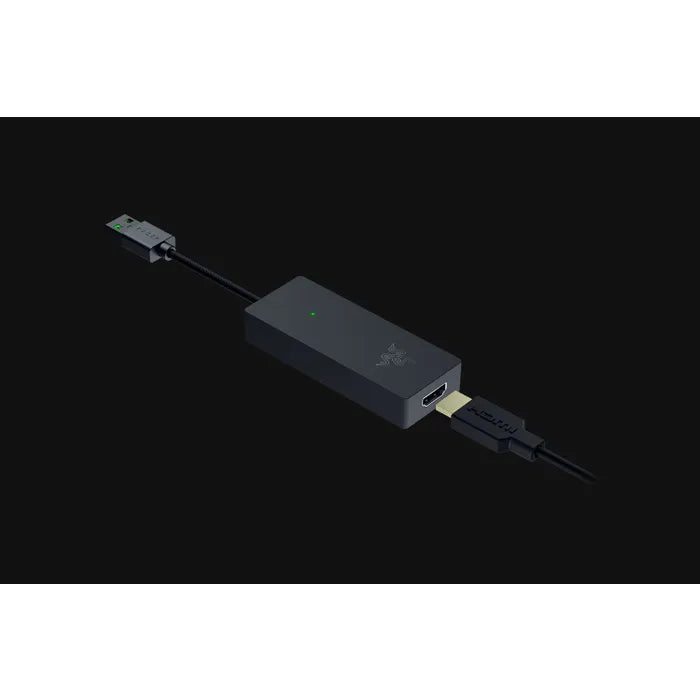 Razer Ripsaw X USB Capture Card with 4K Camera Connection Razer Ripsaw X USB Capture Card with 4K Camera Connection